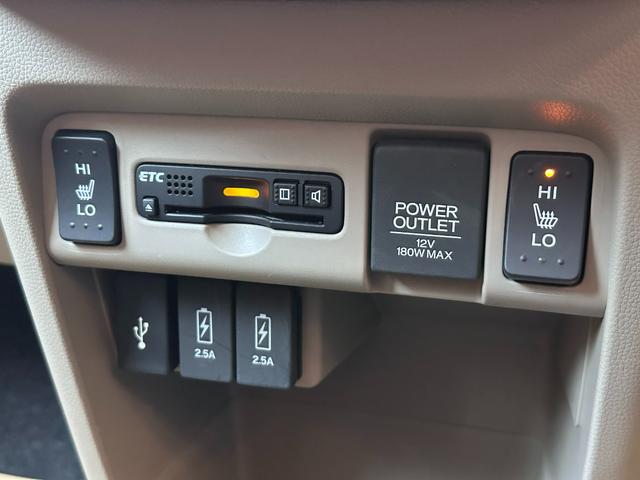 N-WGN GSSパッケージII ギャザズナビ/リアカメラ/スマートキー/HIDヘッドライト(オートライト機能付)/ETC/前席シートヒーター/サイドカーテンエアバッグ&サイドエアバッグ(16枚目)