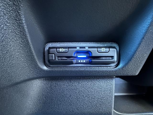 Ｎ－ＢＯＸカスタム ベースグレード　ギャザズナビ／リアカメラ／ＥＴＣ／両側電動スライドドア／オートエアコン／ホンダセンシング／サイドエアバッグ＆カーテンエアバッグ／シートヒーター／純正１４インチアルミ／元デモカー（21枚目）