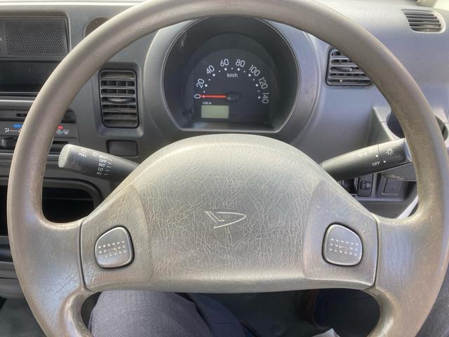 ハイゼットトラック エアコン・パワステ スペシャル MT 2WD 車検2年付き ラジオ マニュアルエアコン 三方開 近郊使用車 禁煙車 タイヤ2022年製 グー鑑定 荷台マット(26枚目)