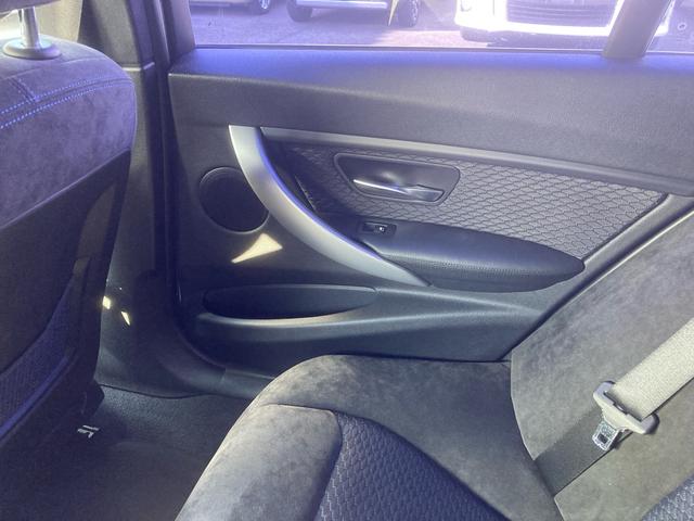 ３シリーズ ３２０ｉツーリング　Ｍスポーツ　ファストトラックパッケージ　１９インチアルミホイール　禁煙車　ナビ　ＣＤ　ＤＶＤ再生　ＥＴＣ　バックカメラ　クルーズコントロール　スペアキー　グー鑑定　パワーバックドア　当店買取車（26枚目）