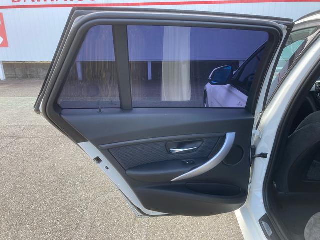 ３シリーズ ３２０ｉツーリング　Ｍスポーツ　ファストトラックパッケージ　１９インチアルミホイール　禁煙車　ナビ　ＣＤ　ＤＶＤ再生　ＥＴＣ　バックカメラ　クルーズコントロール　スペアキー　グー鑑定　パワーバックドア　当店買取車（50枚目）