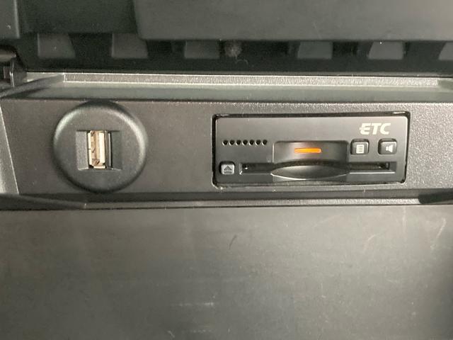 ソリオ ハイブリッドＭＸ　全国ディーラー保証一年付き　ワンオーナー　スペアキー　純正７インチナビ　　フルセグ　ＣＤ　ＤＶＤ再生　ブルートゥース　バックカメラ　ＥＴＣ　両側パワースライドドア　ドライブレコーダー　シートヒーター（7枚目）