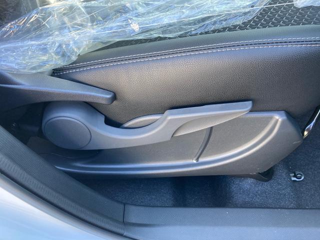 ロッキー プレミアムＧ　ＨＥＶ　保証継承　９インチディスプレイオーディオ　テレビ　ブルートゥース　カープレイ　アンドロイドオート　ＵＳＢ　ＨＤＭＩ　バックカメラ　アダブティブクルーズ　シートヒーター　グー鑑定　グー故障診断（29枚目）