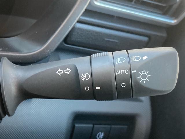 ロッキー プレミアムＧ　ＨＥＶ　保証継承　９インチディスプレイオーディオ　テレビ　ブルートゥース　カープレイ　アンドロイドオート　ＵＳＢ　ＨＤＭＩ　バックカメラ　アダブティブクルーズ　シートヒーター　グー鑑定　グー故障診断（41枚目）