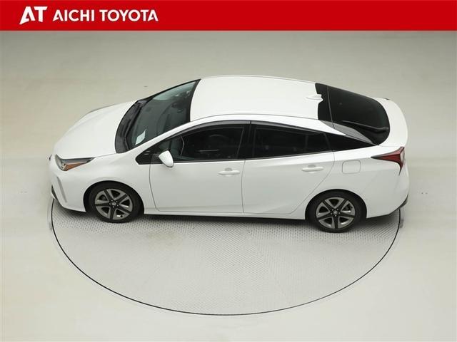 プリウス Aプレミアム ツーリングセレクション 横滑り防止機能 皮シート 運転席パワーシート エアコン 1オナ パワーウィンドウ ナビ&TV LEDライト 盗難防止装置 スマートキー&プッシュスタート キーレス ETC ドライブレコーダー パワステ(11枚目)