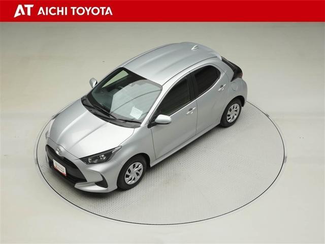 ヤリス Ｘ　ＰＣＳ　スマートキーシステム　元レンタカー　横滑り防止装置付き　ワイヤレスキー　バックガイドモニター　盗難防止　サイドエアバック　エアコン　Ｗエアバッグ　パワーウインドウ　ＥＴＣ付き　パワステ　ナビ（10枚目）