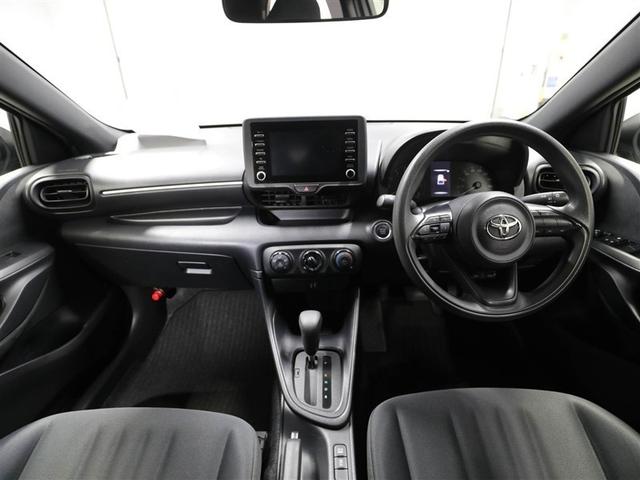 ヤリス Ｘ　ＰＣＳ　スマートキーシステム　元レンタカー　横滑り防止装置付き　ワイヤレスキー　バックガイドモニター　盗難防止　サイドエアバック　エアコン　Ｗエアバッグ　パワーウインドウ　ＥＴＣ付き　パワステ　ナビ（18枚目）