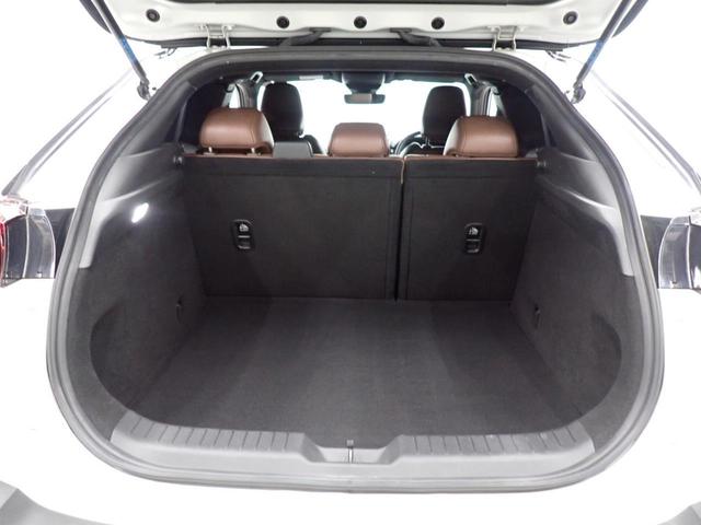 ＭＸ－３０ ベースグレード　３トーン車・ベーシックＰＫＧ・エクステリアＰＫＧ・インテリアＰＫＧ・ユーティリティＰＫＧ・マツダコネクト・全方位カメラ・障害物センサー・ＢＳＭ・シートヒーター・ＬＥＤヘッドライト・純正ＡＷ・純正ナビ（49枚目）