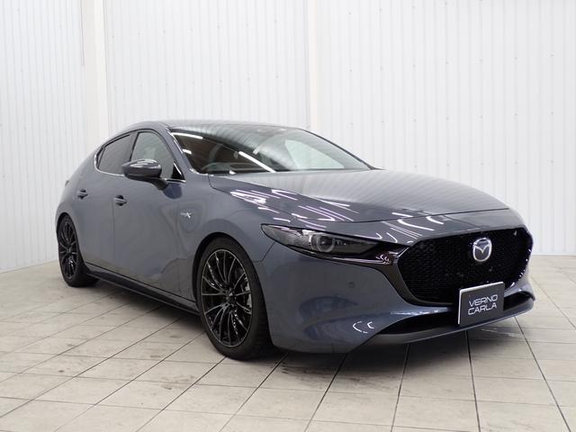 ＭＡＺＤＡ３ファストバック Ｘバーガンディ　セレクション　４ＷＤ・柿本改マフラー・ＴＥＩＮ車高調・ＷｅｄｓＳｐｏｒｔアルミ・マツダコネクト・障害物センサー・全方位カメラ・赤本革・ＨＵＤ・電動シート・シートヒーター・ＬＥＤライト・純正ナビ・ＴＶ・ＤＶＤ再生（10枚目）