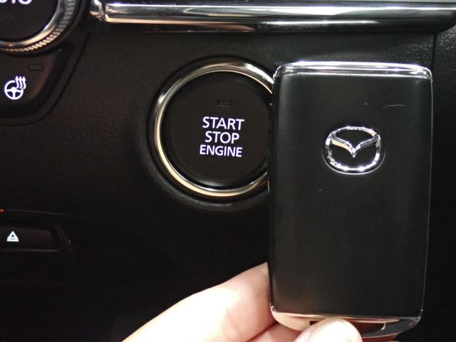 ＭＡＺＤＡ３ファストバック Ｘバーガンディ　セレクション　４ＷＤ・柿本改マフラー・ＴＥＩＮ車高調・ＷｅｄｓＳｐｏｒｔアルミ・マツダコネクト・障害物センサー・全方位カメラ・赤本革・ＨＵＤ・電動シート・シートヒーター・ＬＥＤライト・純正ナビ・ＴＶ・ＤＶＤ再生（18枚目）