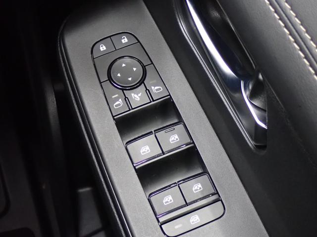 セレナ e-パワー ハイウェイスターV 両側電動スライドドア・エマージェンシーB・障害物センサー・全方位カメラ・LEDライト・BSM・デジタルミラー・スマートキー・純正AW・12.3型純正ナビ・TV・Bluetooth・ETC・前後ドラレコ(36枚目)