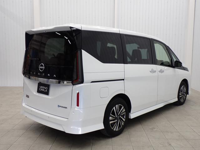 セレナ e-パワー ハイウェイスターV 両側電動スライドドア・エマージェンシーブレーキ・障害物センサー・全方位カメラ・BSM・LEDライト・スマートキー・純正AW・12.3型ニッサンコネクトナビ・TV・Bluetooth・ETC・ドラレコ(9枚目)