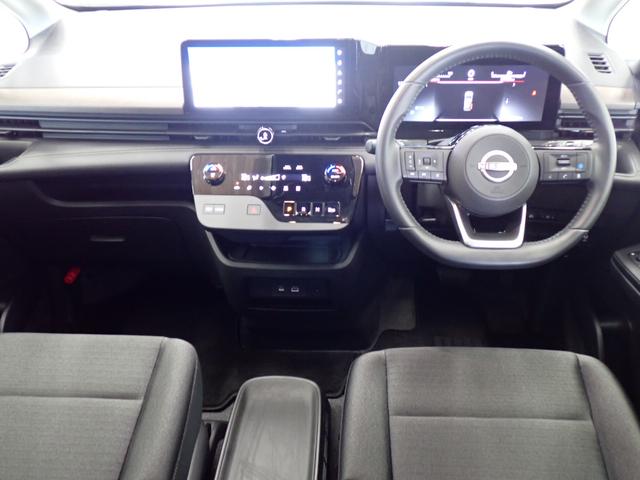 セレナ e-パワー ハイウェイスターV 両側電動スライドドア・エマージェンシーブレーキ・障害物センサー・全方位カメラ・BSM・LEDライト・スマートキー・純正AW・12.3型ニッサンコネクトナビ・TV・Bluetooth・ETC・ドラレコ(18枚目)