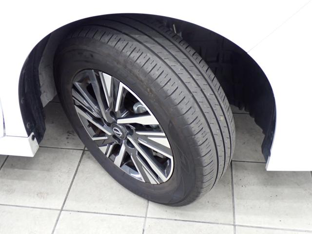 セレナ e-パワー ハイウェイスターV 両側電動スライドドア・エマージェンシーブレーキ・障害物センサー・全方位カメラ・BSM・LEDライト・スマートキー・純正AW・12.3型ニッサンコネクトナビ・TV・Bluetooth・ETC・ドラレコ(51枚目)