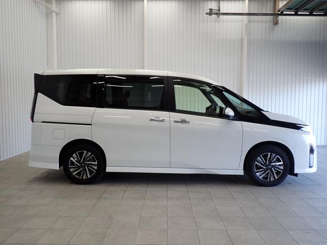 セレナ e-パワー ハイウェイスターV 両側電動スライドドア・エマージェンシーブレーキ・障害物センサー・全方位カメラ・BSM・LEDライト・スマートキー・純正AW・12.3型ニッサンコネクトナビ・TV・Bluetooth・ETC・ドラレコ(53枚目)