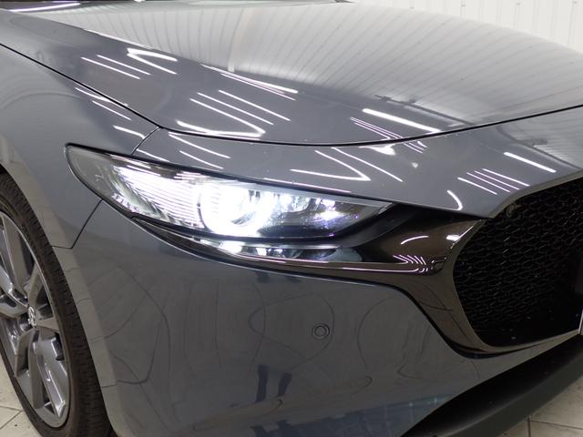 ＭＡＺＤＡ３ファストバック ２０Ｓ　ツーリング　マツダコネクト・障害物センサー・全方位カメラ・ＢＯＳＥサウンド・ＢＳＭ・ＨＵＤ・ワイヤレス充電・赤本革・電動シート・シートヒーター・ＬＥＤライト・純正ＡＷ・ＴＶ・Ｂｌｕｅｔｏｏｔｈ・ＥＴＣ・ドラレコ（13枚目）