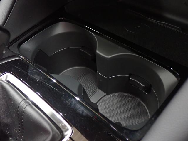 ＭＡＺＤＡ３ファストバック ２０Ｓ　ツーリング　マツダコネクト・障害物センサー・全方位カメラ・ＢＯＳＥサウンド・ＢＳＭ・ＨＵＤ・ワイヤレス充電・赤本革・電動シート・シートヒーター・ＬＥＤライト・純正ＡＷ・ＴＶ・Ｂｌｕｅｔｏｏｔｈ・ＥＴＣ・ドラレコ（28枚目）