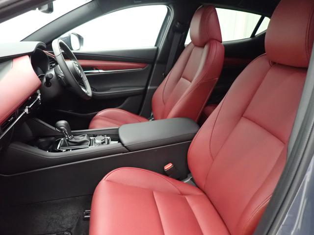 ＭＡＺＤＡ３ファストバック ２０Ｓ　ツーリング　マツダコネクト・障害物センサー・全方位カメラ・ＢＯＳＥサウンド・ＢＳＭ・ＨＵＤ・ワイヤレス充電・赤本革・電動シート・シートヒーター・ＬＥＤライト・純正ＡＷ・ＴＶ・Ｂｌｕｅｔｏｏｔｈ・ＥＴＣ・ドラレコ（41枚目）