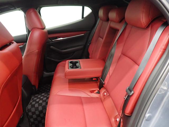 ＭＡＺＤＡ３ファストバック ２０Ｓ　ツーリング　マツダコネクト・障害物センサー・全方位カメラ・ＢＯＳＥサウンド・ＢＳＭ・ＨＵＤ・ワイヤレス充電・赤本革・電動シート・シートヒーター・ＬＥＤライト・純正ＡＷ・ＴＶ・Ｂｌｕｅｔｏｏｔｈ・ＥＴＣ・ドラレコ（45枚目）