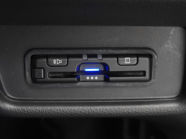 オデッセイハイブリッド e:HEVアブソルート・EXブラックエディション 両側電動スライドドア・後席モニター・ホンダセンシング・障害物センサー・全方位カメラ・パワーゲート・黒本革・電動シート・シートヒーター・LEDライト・純正AW・純正ナビ・TV・DVD・ETC・ドラレコ(21枚目)