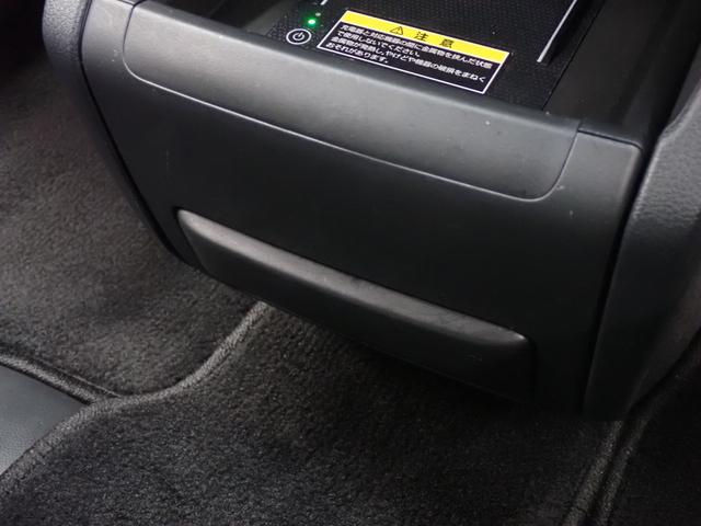 オデッセイハイブリッド e:HEVアブソルート・EXブラックエディション 両側電動スライドドア・後席モニター・ホンダセンシング・障害物センサー・全方位カメラ・パワーゲート・黒本革・電動シート・シートヒーター・LEDライト・純正AW・純正ナビ・TV・DVD・ETC・ドラレコ(28枚目)