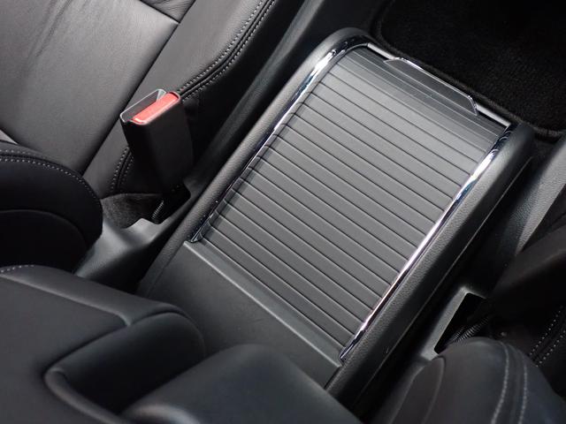 オデッセイハイブリッド e:HEVアブソルート・EXブラックエディション 両側電動スライドドア・後席モニター・ホンダセンシング・障害物センサー・全方位カメラ・パワーゲート・黒本革・電動シート・シートヒーター・LEDライト・純正AW・純正ナビ・TV・DVD・ETC・ドラレコ(30枚目)