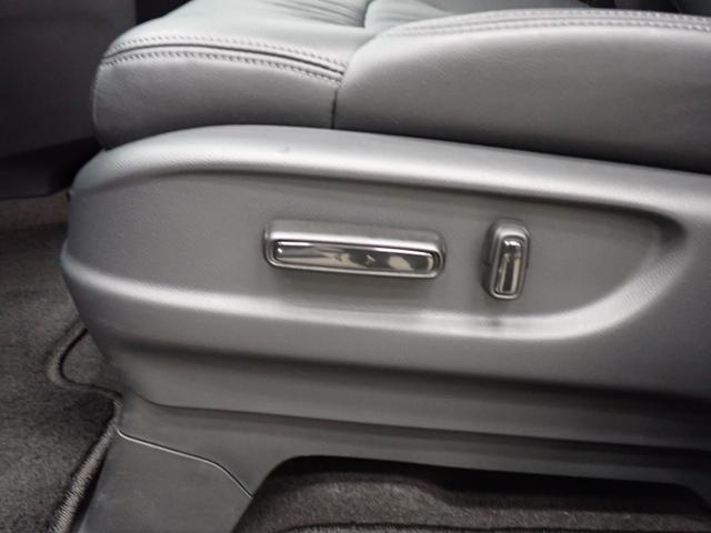 オデッセイハイブリッド e:HEVアブソルート・EXブラックエディション 両側電動スライドドア・後席モニター・ホンダセンシング・障害物センサー・全方位カメラ・パワーゲート・黒本革・電動シート・シートヒーター・LEDライト・純正AW・純正ナビ・TV・DVD・ETC・ドラレコ(43枚目)