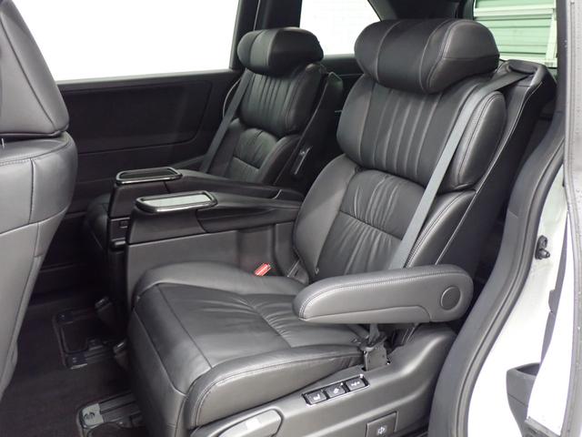 オデッセイハイブリッド e:HEVアブソルート・EXブラックエディション 両側電動スライドドア・後席モニター・ホンダセンシング・障害物センサー・全方位カメラ・パワーゲート・黒本革・電動シート・シートヒーター・LEDライト・純正AW・純正ナビ・TV・DVD・ETC・ドラレコ(51枚目)