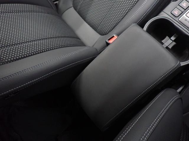 フォレスター アドバンス　アイサイト・障害物センサー・電動シート・シートヒーター・ＢＳＭ・ＬＥＤライト・デジタルミラー・スマートキー・純正ＡＷ・純正ナビ・バック＋サイドカメラ・ＴＶ・ＤＶＤ・Ｂｌｕｅｔｏｏｔｈ・ＥＴＣ・ドラレコ（30枚目）