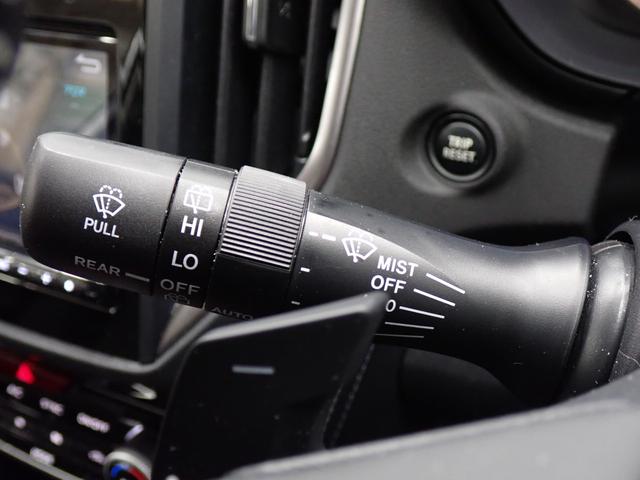 フォレスター アドバンス　アイサイト・障害物センサー・電動シート・シートヒーター・ＢＳＭ・ＬＥＤライト・デジタルミラー・スマートキー・純正ＡＷ・純正ナビ・バック＋サイドカメラ・ＴＶ・ＤＶＤ・Ｂｌｕｅｔｏｏｔｈ・ＥＴＣ・ドラレコ（32枚目）