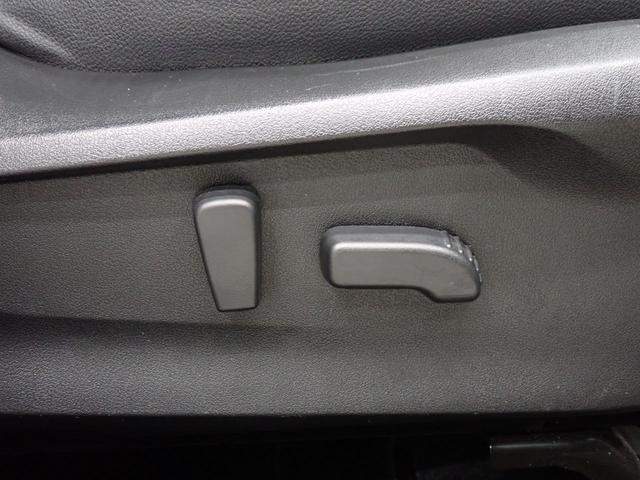 フォレスター アドバンス　アイサイト・障害物センサー・電動シート・シートヒーター・ＢＳＭ・ＬＥＤライト・デジタルミラー・スマートキー・純正ＡＷ・純正ナビ・バック＋サイドカメラ・ＴＶ・ＤＶＤ・Ｂｌｕｅｔｏｏｔｈ・ＥＴＣ・ドラレコ（42枚目）