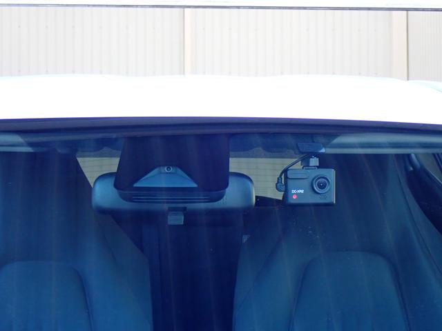 アクア Ｘ　トヨタセーフティセンス・ＬＥＤヘッドライト・スマートキー・純正ディスプレイオーディオ・バックカメラ・Ｂｌｕｅｔｏｏｔｈ・ＥＴＣ・ドライブレコーダー・ＡＣ電源１００Ｖ／１５００Ｗ（13枚目）