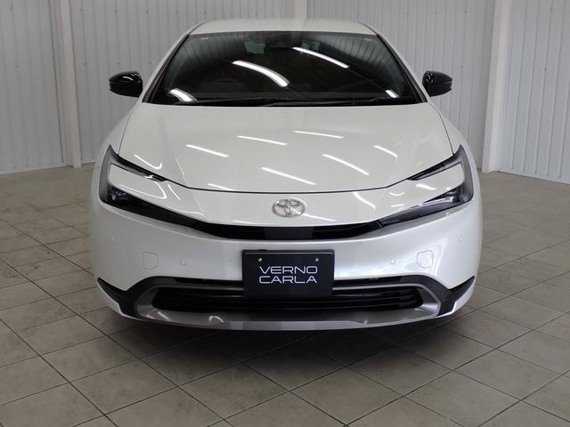 プリウス G トヨタセーフティセンス・障害物センサー・BSM・シートヒーター・LEDヘッドライト・スマートキー・純正AW・8型純正ディスプレイAD・バックカメラ・TV・Bluetooth・ETC・ドラレコ・AC電源(10枚目)