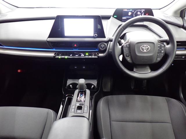 プリウス G トヨタセーフティセンス・障害物センサー・BSM・シートヒーター・LEDヘッドライト・スマートキー・純正AW・8型純正ディスプレイAD・バックカメラ・TV・Bluetooth・ETC・ドラレコ・AC電源(17枚目)