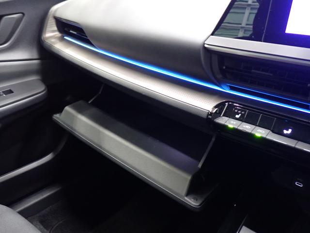 プリウス G トヨタセーフティセンス・障害物センサー・BSM・シートヒーター・LEDヘッドライト・スマートキー・純正AW・8型純正ディスプレイAD・バックカメラ・TV・Bluetooth・ETC・ドラレコ・AC電源(23枚目)