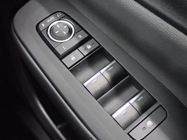 プリウス G トヨタセーフティセンス・障害物センサー・BSM・シートヒーター・LEDヘッドライト・スマートキー・純正AW・8型純正ディスプレイAD・バックカメラ・TV・Bluetooth・ETC・ドラレコ・AC電源(37枚目)