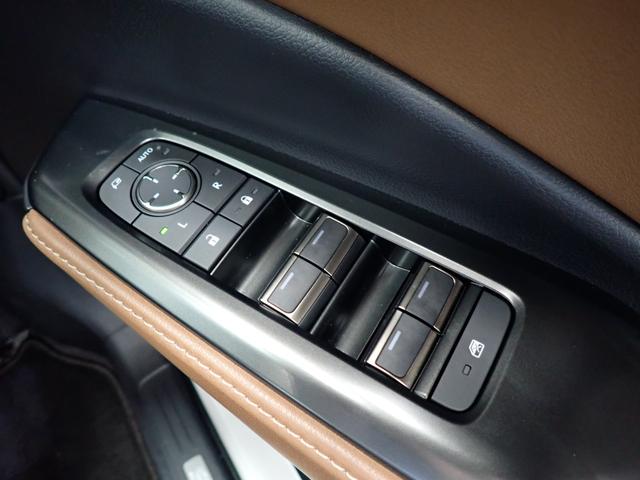 ＬＢＸ リラックス　パノラミックビューモニター・電動ゲート・レクサスセーフティＳ・障害物センサー・本革・ＢＳＭ・電動シート・シートヒーター・ＬＥＤヘッドライト・純正１８ＡＷ・９．８型純正ＤＡ・ＴＶ・ＥＴＣ２．０・ドラレコ（38枚目）