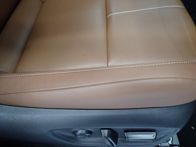 ＬＢＸ リラックス　パノラミックビューモニター・電動ゲート・レクサスセーフティＳ・障害物センサー・本革・ＢＳＭ・電動シート・シートヒーター・ＬＥＤヘッドライト・純正１８ＡＷ・９．８型純正ＤＡ・ＴＶ・ＥＴＣ２．０・ドラレコ（41枚目）