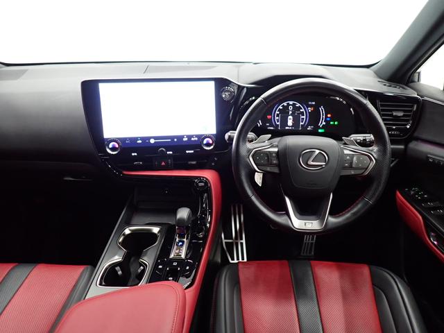 当店の禁煙車で扱っている車両はスタッフ２人以上で確認し、タバコの匂いが無いものと禁煙車として扱っています。（アレルギーや敏感な方は現車確認時にご確認下さい。）