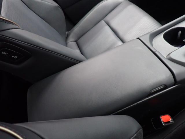 クラウンクロスオーバー Gアドバンスド・レザーパッケージ トヨタセーフティS・障害物センサー・全方位カメラ・HUD・BSM・PWゲート・本革シート・電動シート・シートヒーター+エアコン・四眼LED・純正AW・純正DATV・Bluetooth・ETC・ドラレコ(32枚目)