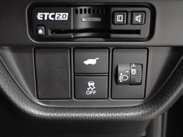 ZR-V e:HEV X ホンダセンシング・障害物センサー・全方位カメラ・パワーゲート・LEDヘッドライト・スマートキー・純正AW・フルセグTV・Bluetooth・ETC・ドライブレコーダー・ワイヤレス充電(35枚目)