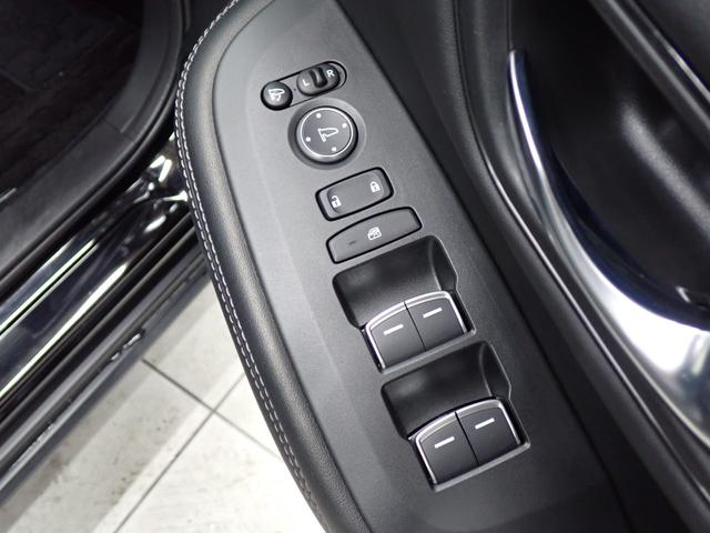 ZR-V e:HEV X ホンダセンシング・障害物センサー・全方位カメラ・パワーゲート・LEDヘッドライト・スマートキー・純正AW・フルセグTV・Bluetooth・ETC・ドライブレコーダー・ワイヤレス充電(36枚目)