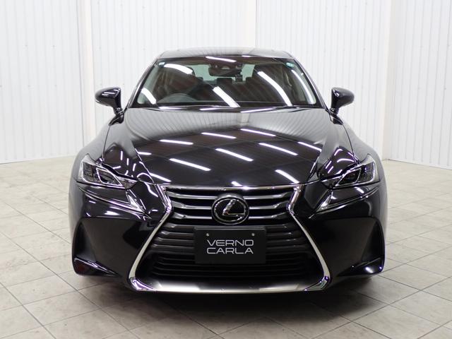 ＩＳ ＩＳ３００　バージョンＬ　レクサスセーフティシステム　障害物センサー　サンルーフ　本革シート　パワーシート　シートヒーター　シートエアコン　ＬＥＤヘッド　純正ＡＷ　バックカメラ　フルセグ　ＤＶＤ　Ｂｌｕｅｔｏｏｔｈ　ＥＴＣ（8枚目）