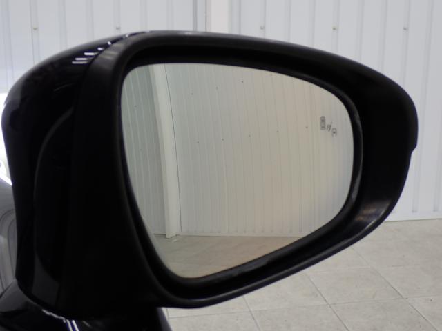 ＩＳ ＩＳ３００　バージョンＬ　レクサスセーフティシステム　障害物センサー　サンルーフ　本革シート　パワーシート　シートヒーター　シートエアコン　ＬＥＤヘッド　純正ＡＷ　バックカメラ　フルセグ　ＤＶＤ　Ｂｌｕｅｔｏｏｔｈ　ＥＴＣ（11枚目）