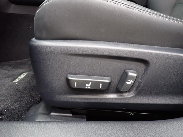 ＩＳ ＩＳ３００　バージョンＬ　レクサスセーフティシステム　障害物センサー　サンルーフ　本革シート　パワーシート　シートヒーター　シートエアコン　ＬＥＤヘッド　純正ＡＷ　バックカメラ　フルセグ　ＤＶＤ　Ｂｌｕｅｔｏｏｔｈ　ＥＴＣ（42枚目）