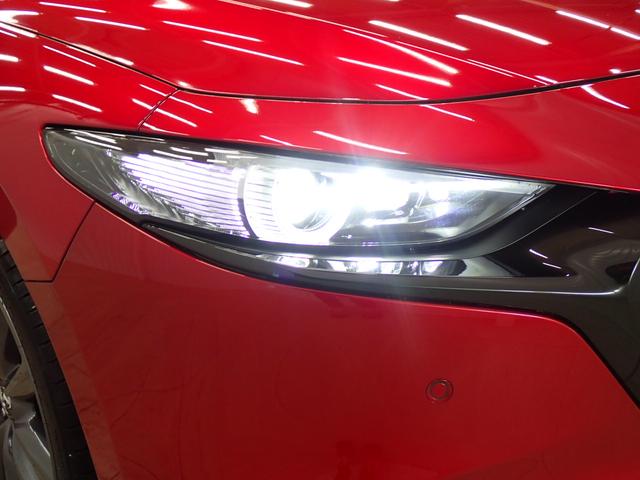 ＭＡＺＤＡ３ファストバック ＸＤ　ツーリング　マツダコネクト　障害物センサー　全方位カメラ　運転席パワーシート　シートヒーター　ＬＥＤヘッドライト　スマートキー　純正ＡＷ　純正ナビ　バックカメラ　フルセグＴＶ　Ｂｌｕｅｔｏｏｔｈ　ＥＴＣ（13枚目）