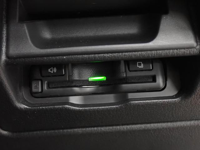 ＭＡＺＤＡ３ファストバック ＸＤ　ツーリング　マツダコネクト　障害物センサー　全方位カメラ　運転席パワーシート　シートヒーター　ＬＥＤヘッドライト　スマートキー　純正ＡＷ　純正ナビ　バックカメラ　フルセグＴＶ　Ｂｌｕｅｔｏｏｔｈ　ＥＴＣ（20枚目）