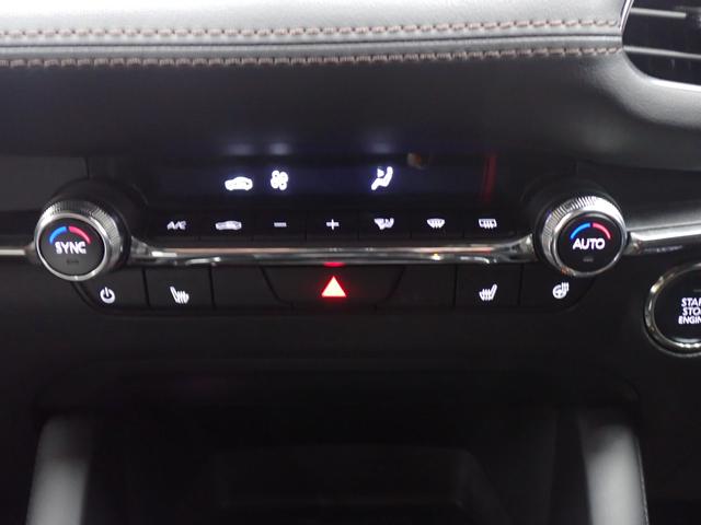 ＭＡＺＤＡ３ファストバック ＸＤ　ツーリング　マツダコネクト　障害物センサー　全方位カメラ　運転席パワーシート　シートヒーター　ＬＥＤヘッドライト　スマートキー　純正ＡＷ　純正ナビ　バックカメラ　フルセグＴＶ　Ｂｌｕｅｔｏｏｔｈ　ＥＴＣ（24枚目）