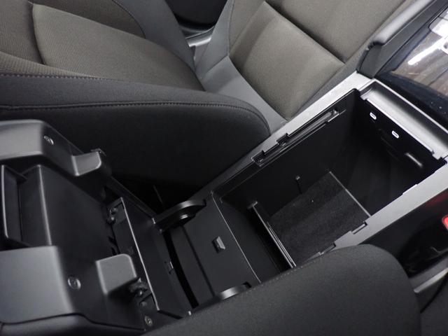 ＭＡＺＤＡ３ファストバック ＸＤ　ツーリング　マツダコネクト　障害物センサー　全方位カメラ　運転席パワーシート　シートヒーター　ＬＥＤヘッドライト　スマートキー　純正ＡＷ　純正ナビ　バックカメラ　フルセグＴＶ　Ｂｌｕｅｔｏｏｔｈ　ＥＴＣ（30枚目）