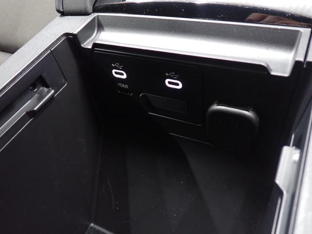 ＭＡＺＤＡ３ファストバック ＸＤ　ツーリング　マツダコネクト　障害物センサー　全方位カメラ　運転席パワーシート　シートヒーター　ＬＥＤヘッドライト　スマートキー　純正ＡＷ　純正ナビ　バックカメラ　フルセグＴＶ　Ｂｌｕｅｔｏｏｔｈ　ＥＴＣ（31枚目）